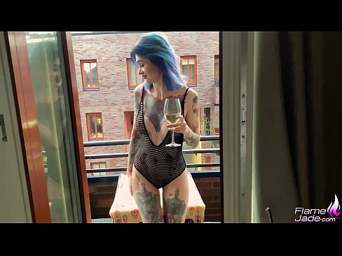 ❤️ 巨大的女孩在開闊的天空下猛吸一口，熱情地做愛 ️❌ 優質色情 在 zh-tw.porn-evooli.ru ❌️